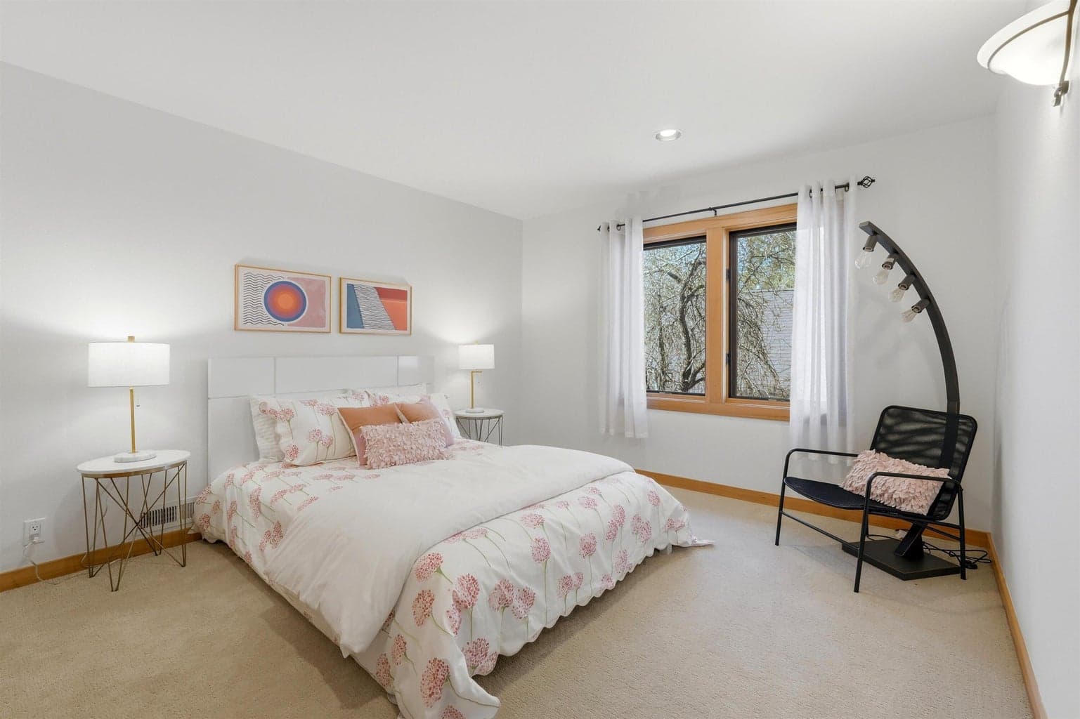 Photo of 1365 NW Jacksonville Avenue 23 of 48