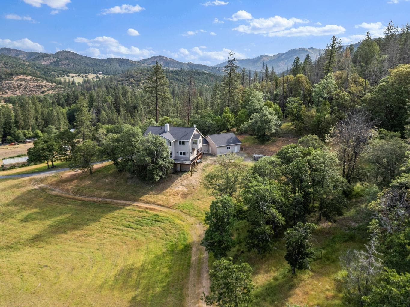3375 Little Applegate