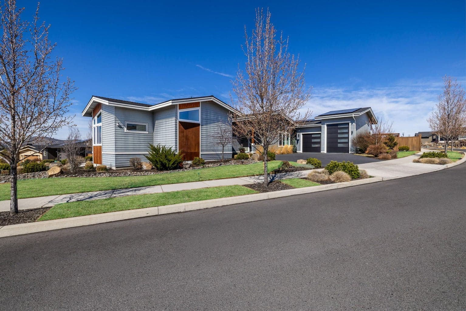 Photo of 3759 45th Street 2 of 62