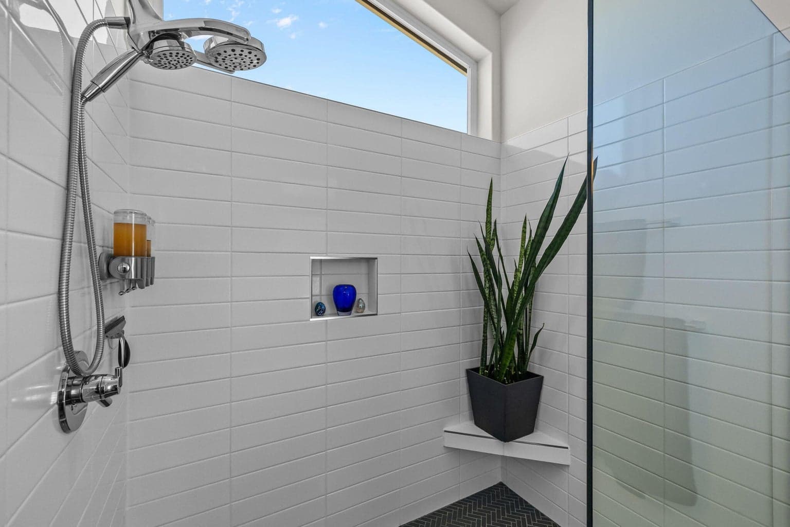 Photo of 3759 SW 45th Street 25 of 62