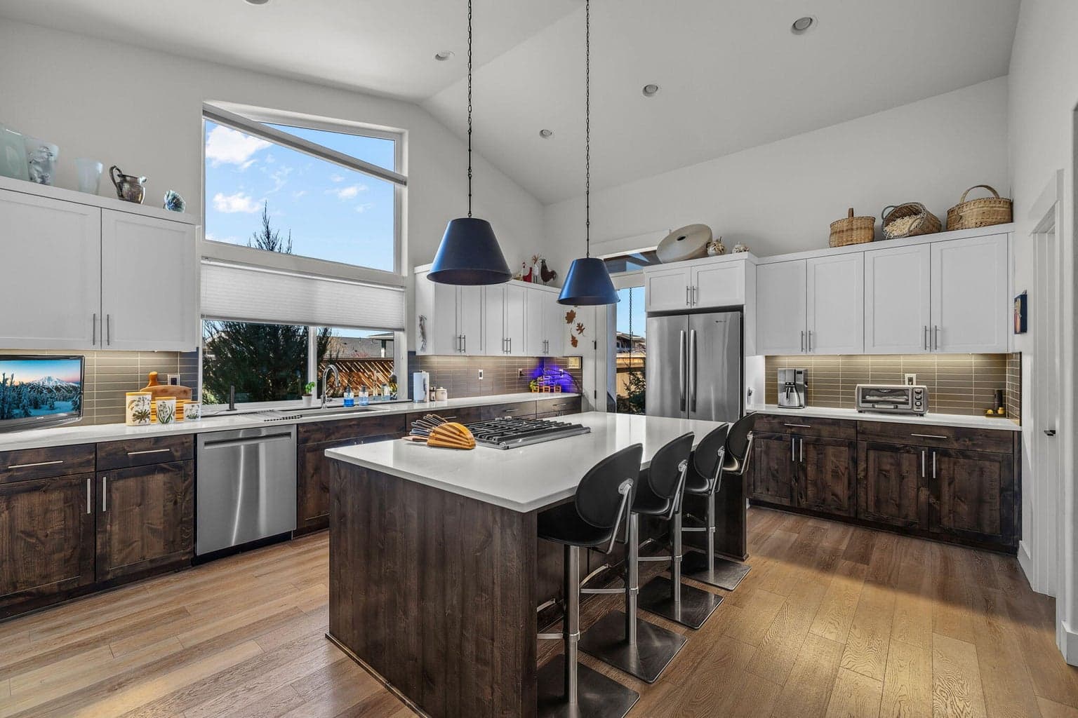 Photo of 3759 SW 45th Street 28 of 62