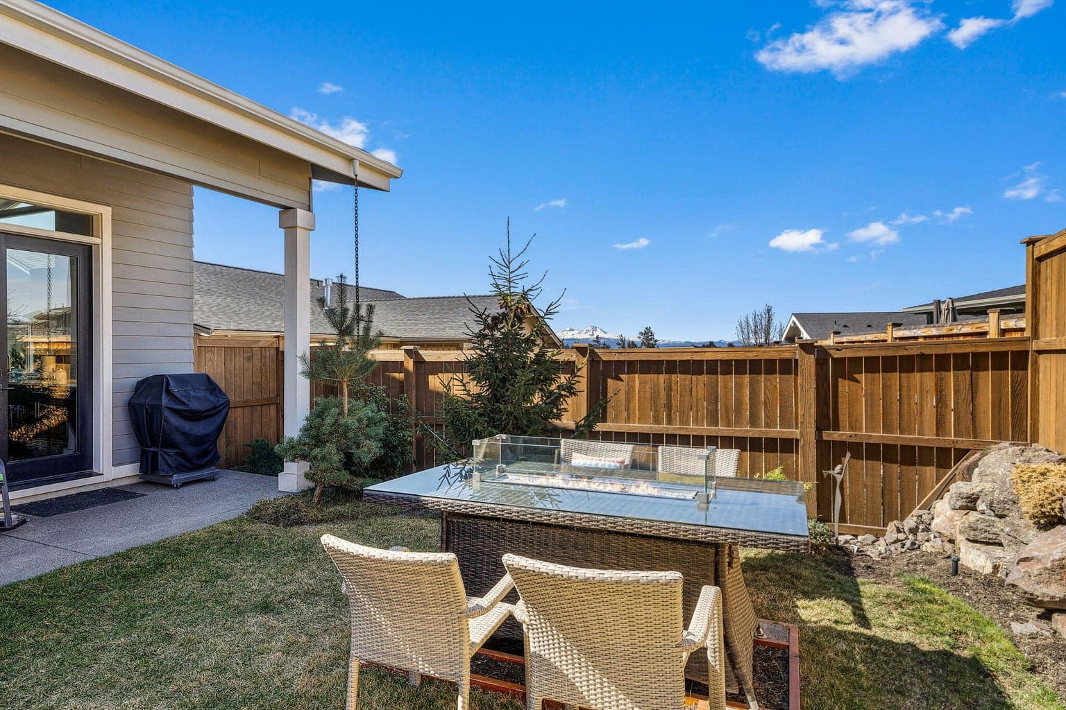 Photo of 3759 SW 45th Street 40 of 62