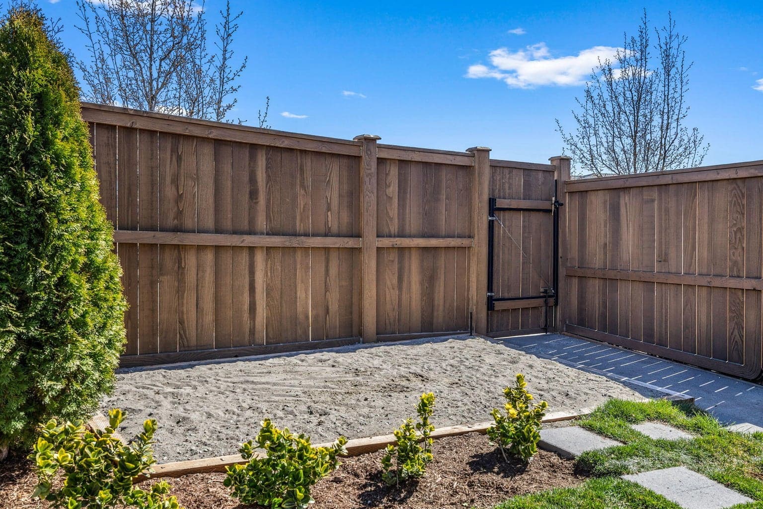 Photo of 3759 SW 45th Street 41 of 62