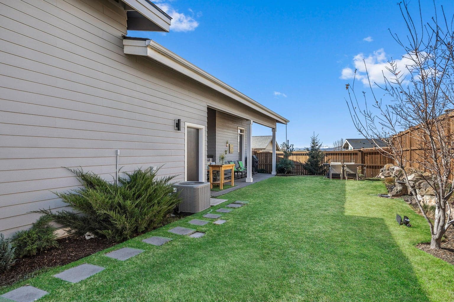 Photo of 3759 SW 45th Street 42 of 62