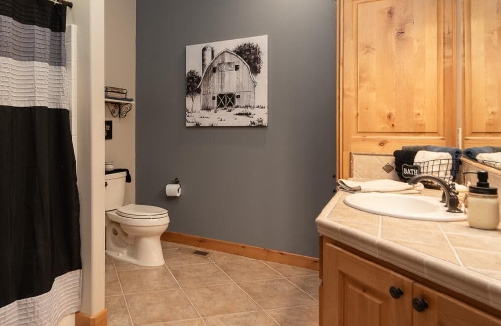 Photo of 4101 NW 21st Street 25 of 36