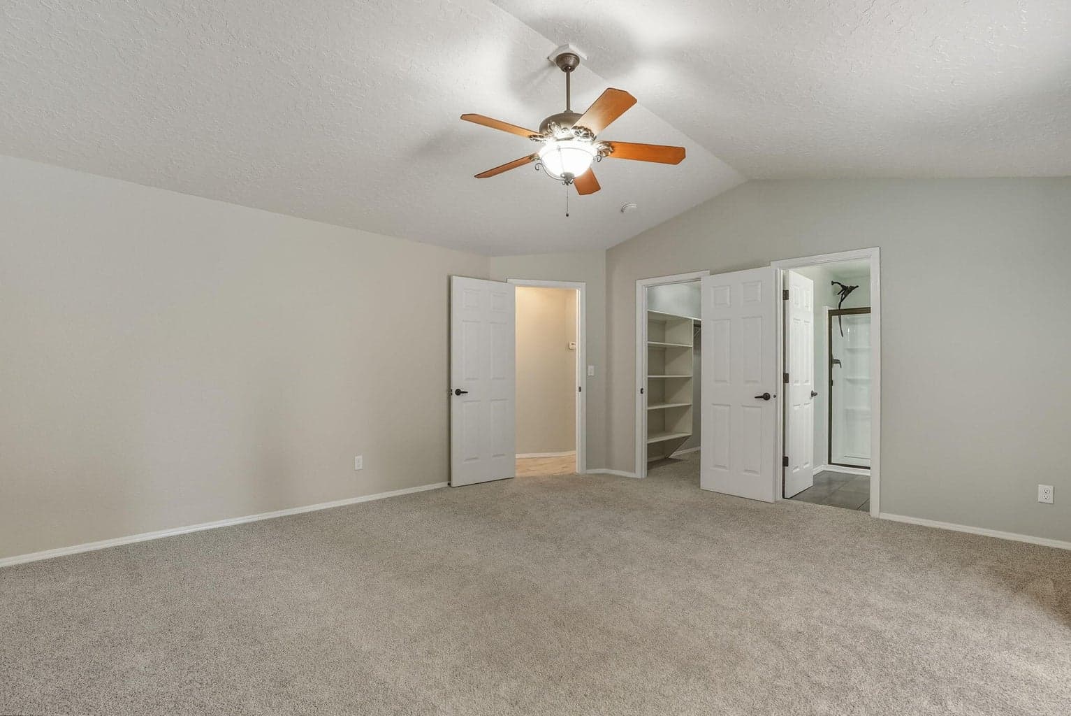 Primary suite