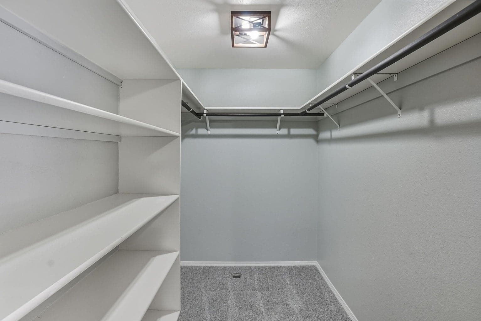 Primary suite