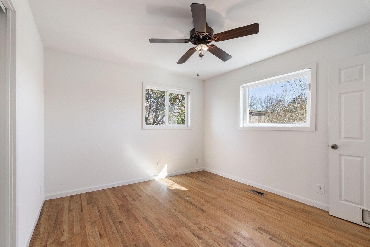 Photo of 1830 SW 16th Street 10 of 30