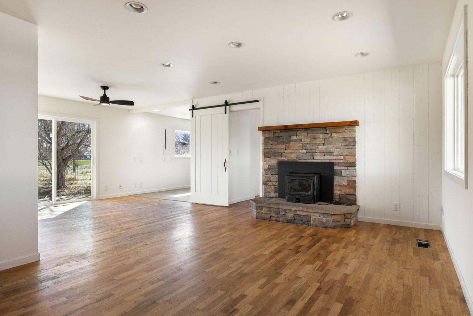 Photo of 1830 SW 16th Street 18 of 30