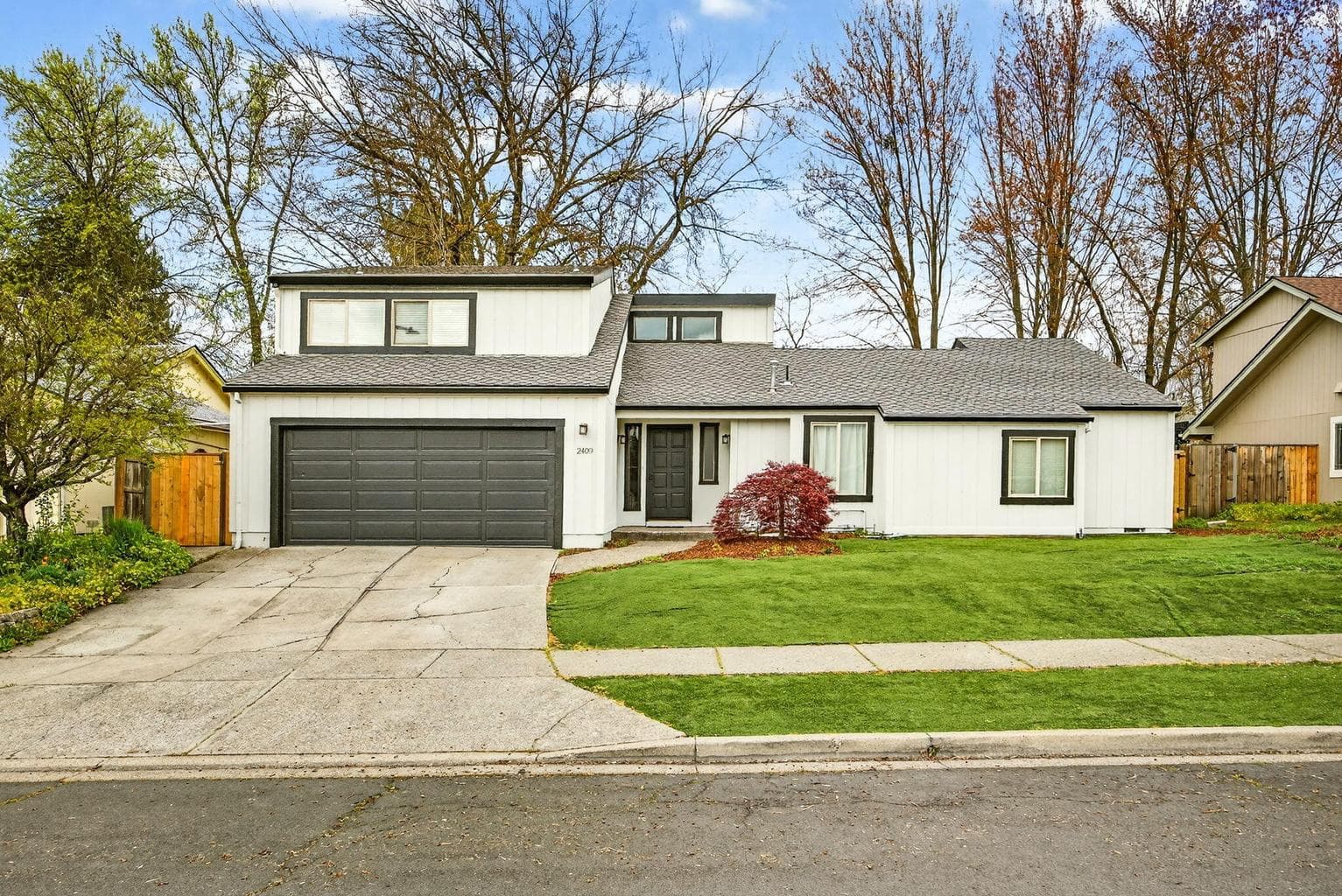 2409 Greenbrook