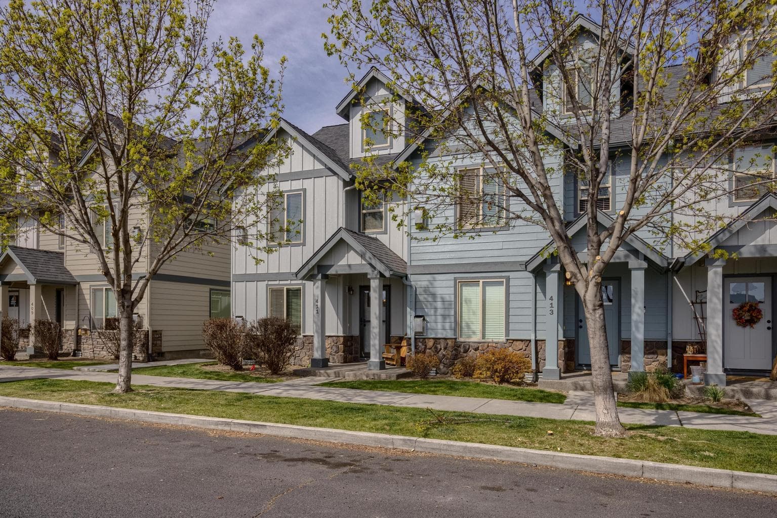 Photo of 411 25th 3 of 34