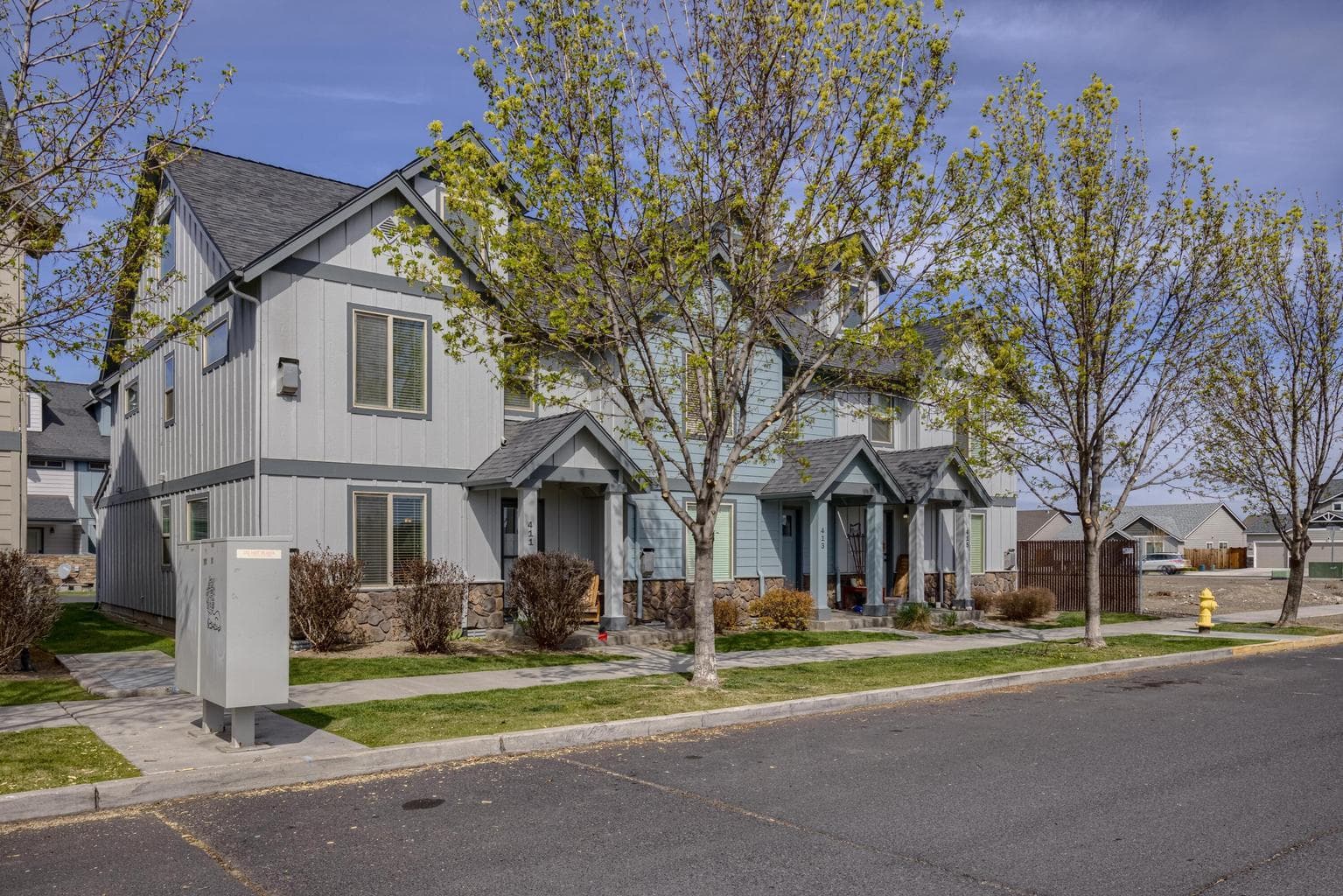 Photo of 411 25th 4 of 34