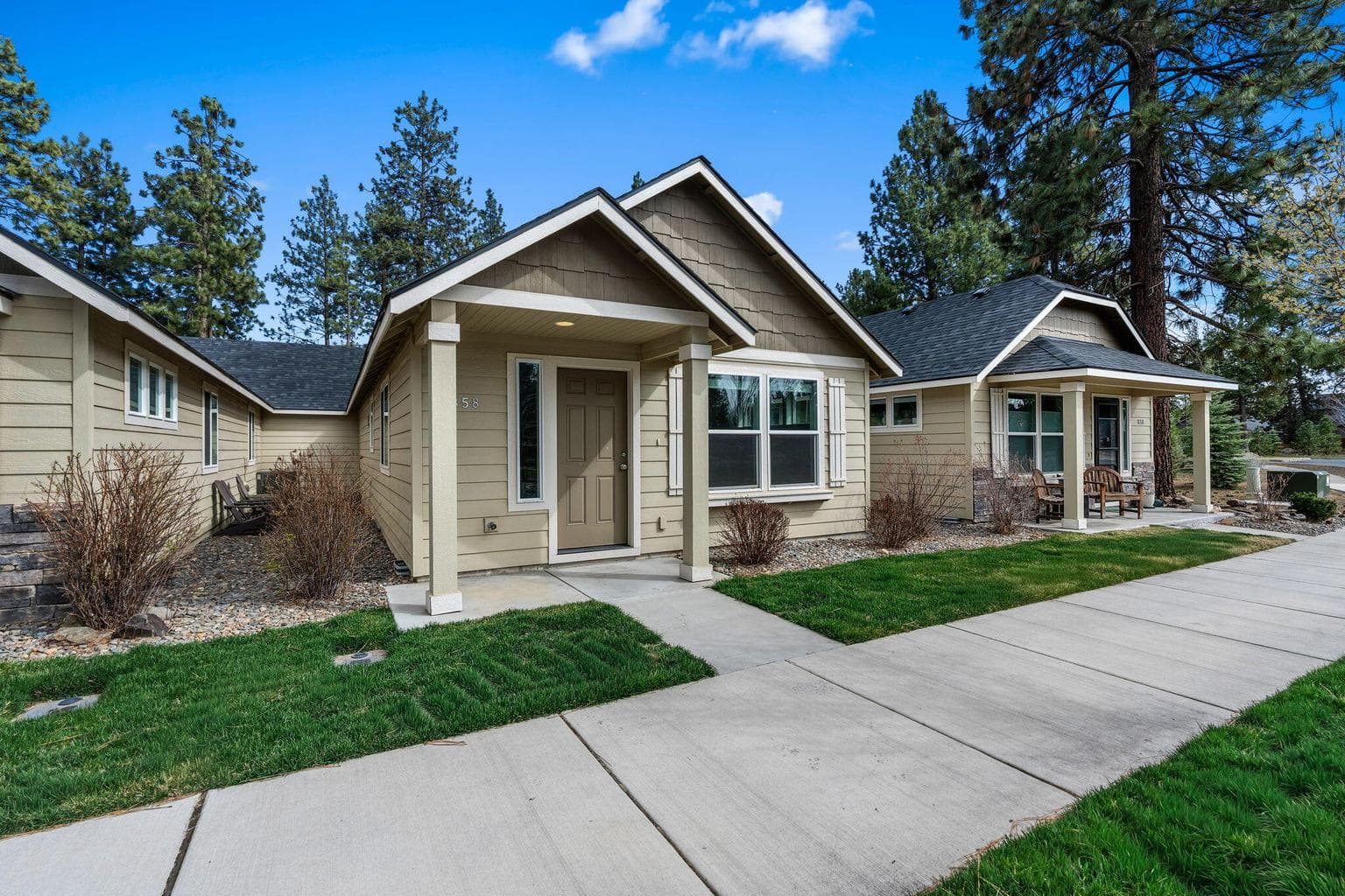Photo of 858 Trinity 2 of 23