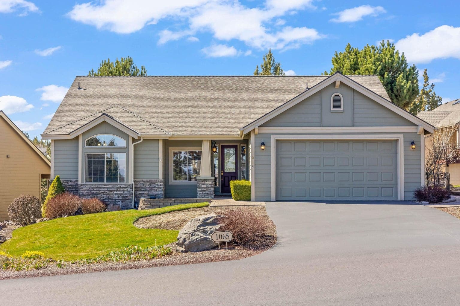 1065 Victoria Falls, Redmond, 97756