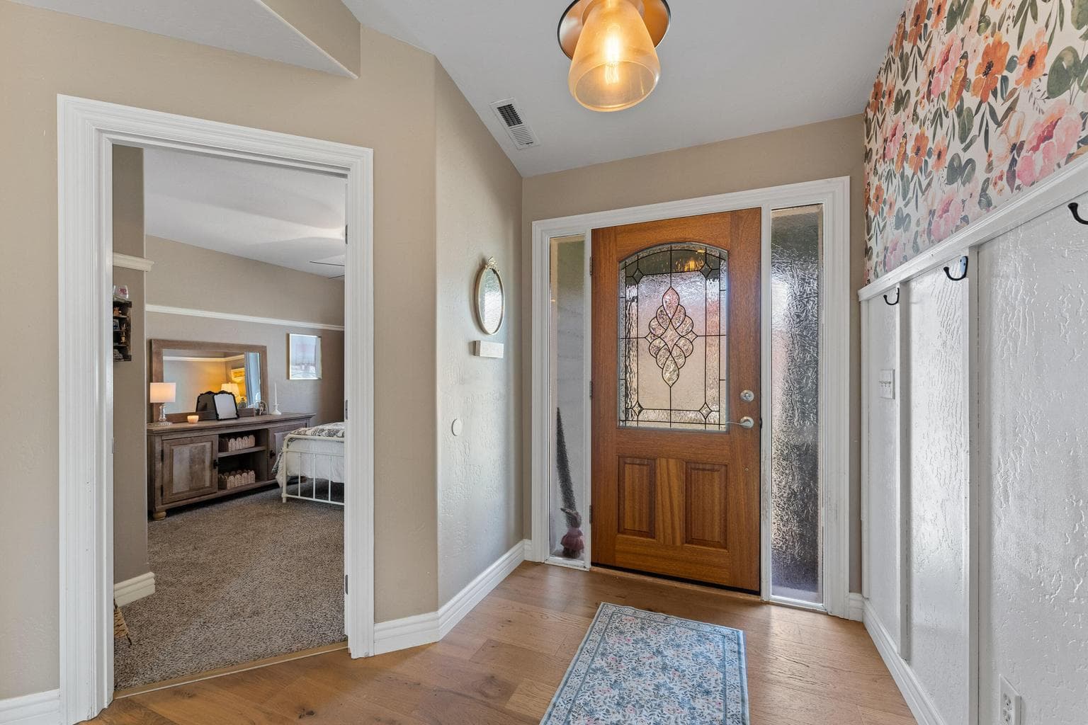 Photo of 509 Cypress 4 of 31