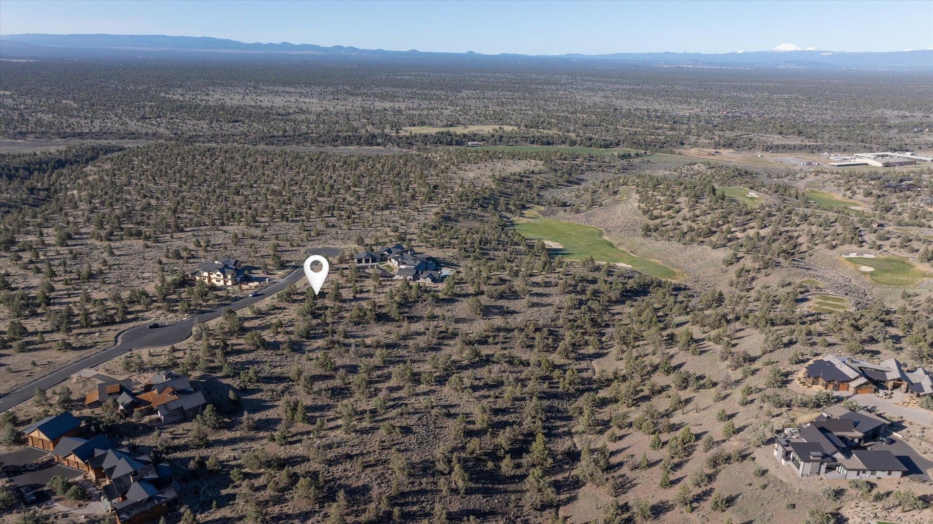 Homesite indicator with golf course nearby