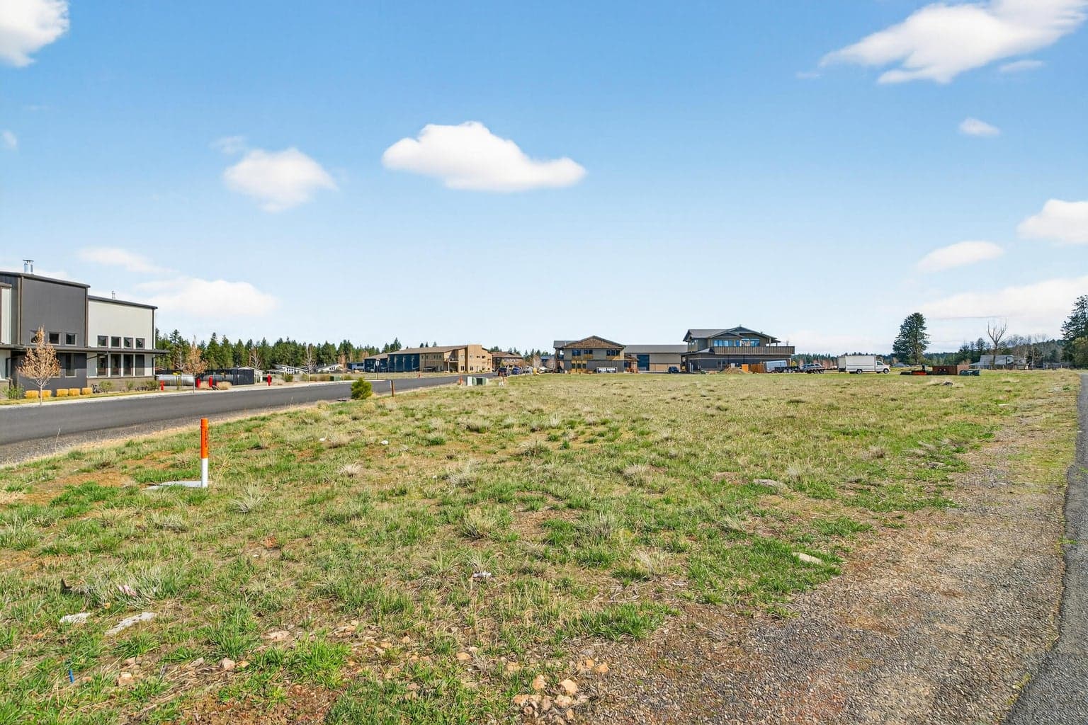 Photo of 221 E Sun Ranch Drive 17 of 19
