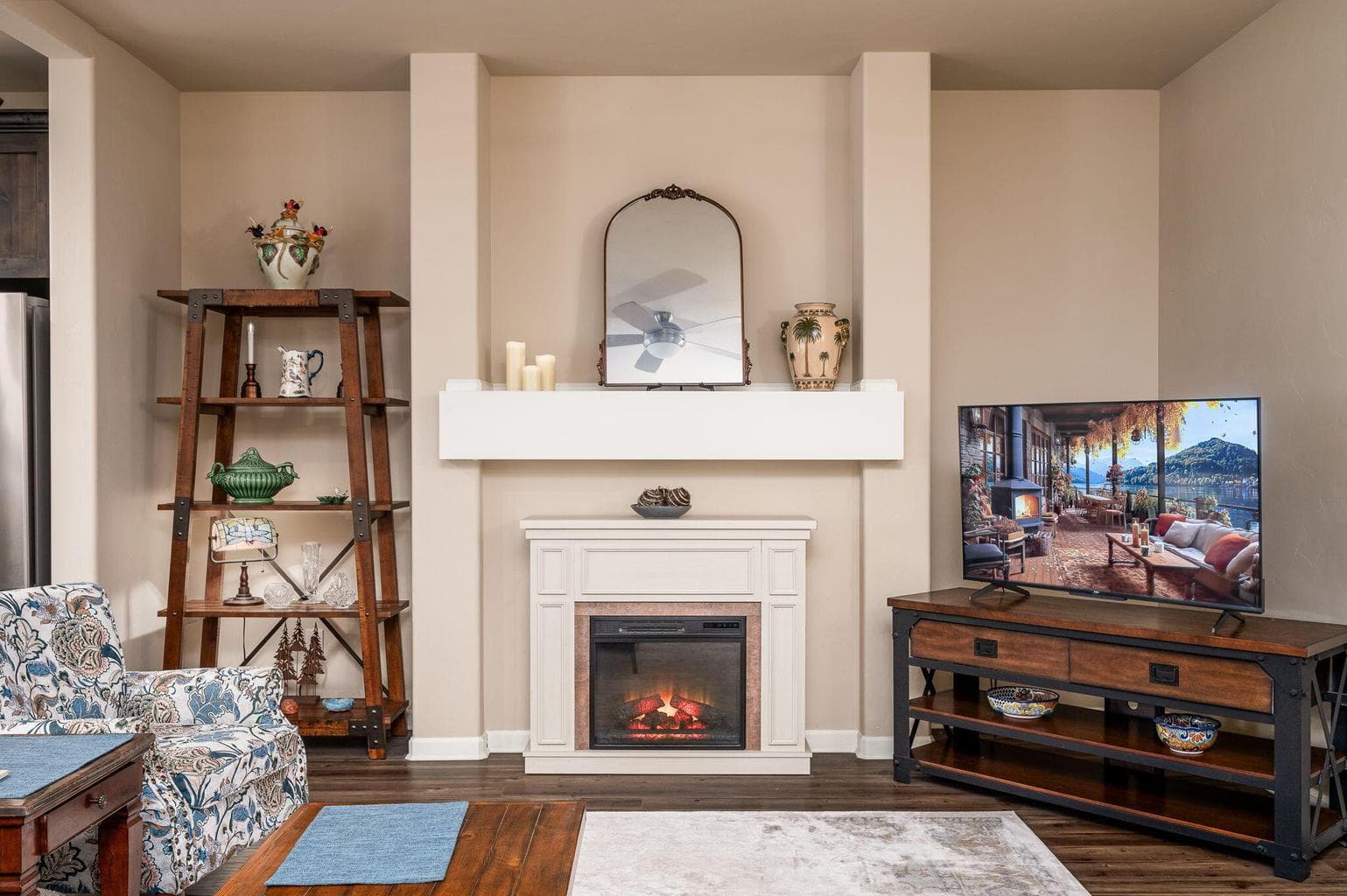 Photo of 60371 Hedgewood 4 of 26