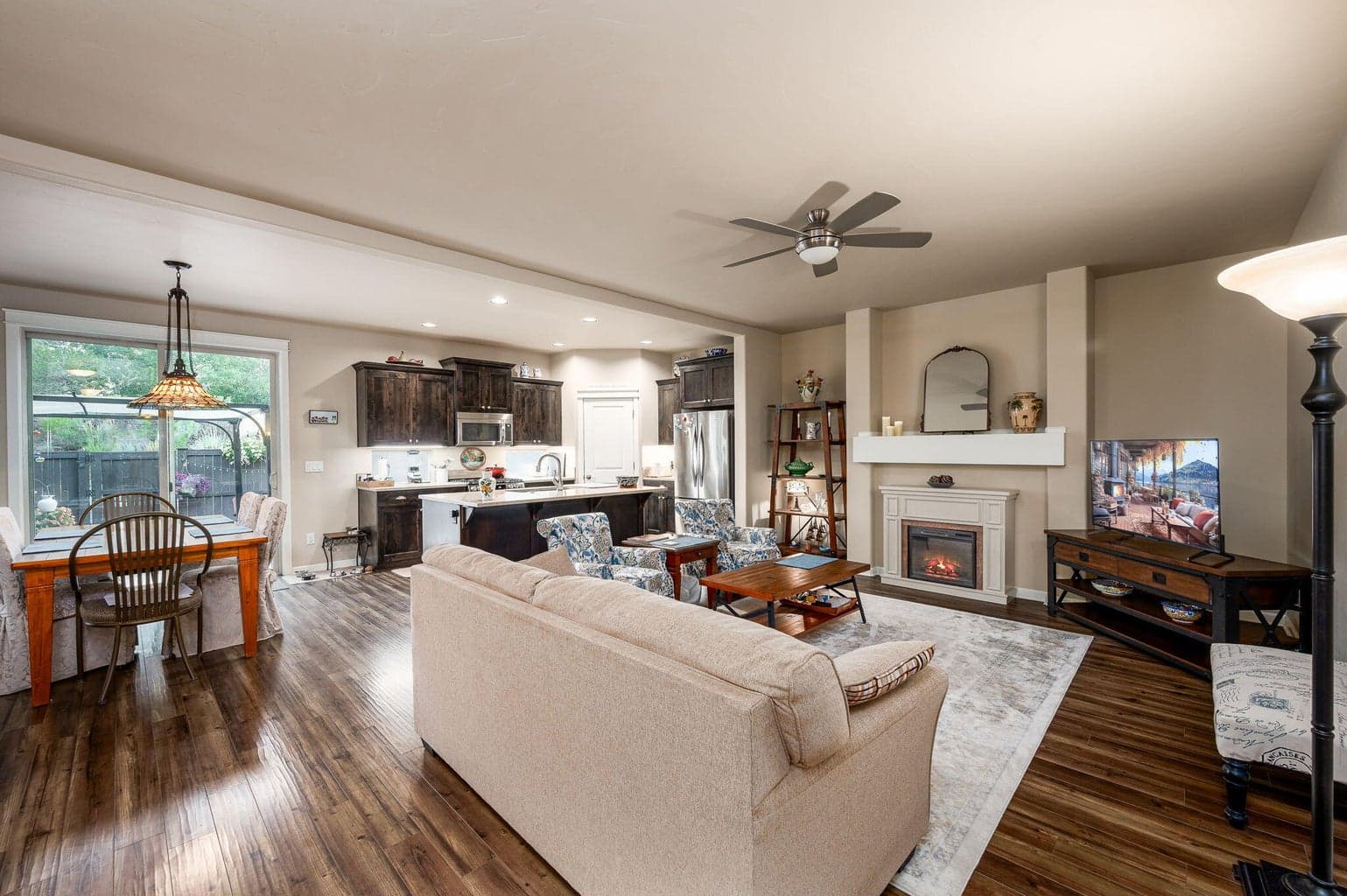 Photo of 60371 Hedgewood 5 of 26