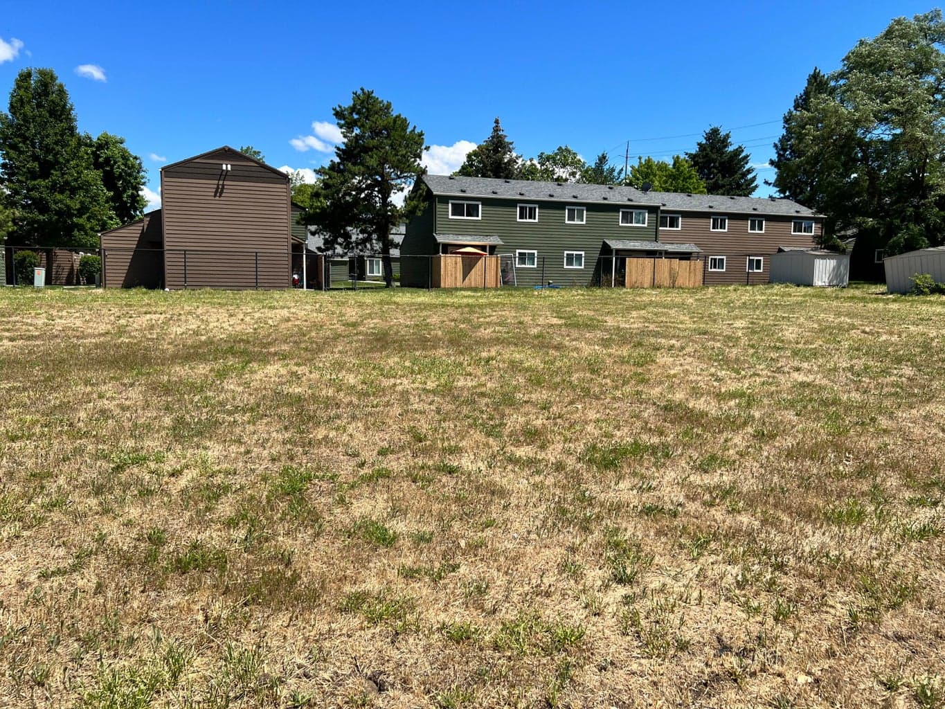 Photo of 2549 Barnett 3 of 12