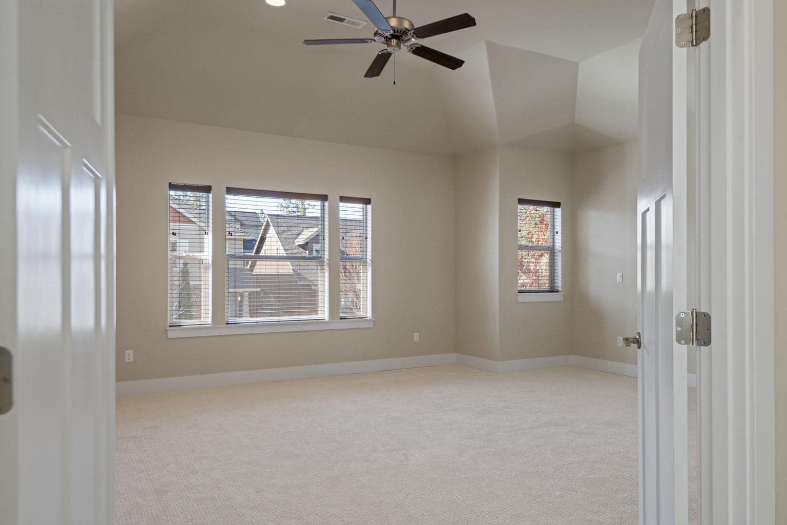 Photo of 20510 SE Stanford Place 14 of 34