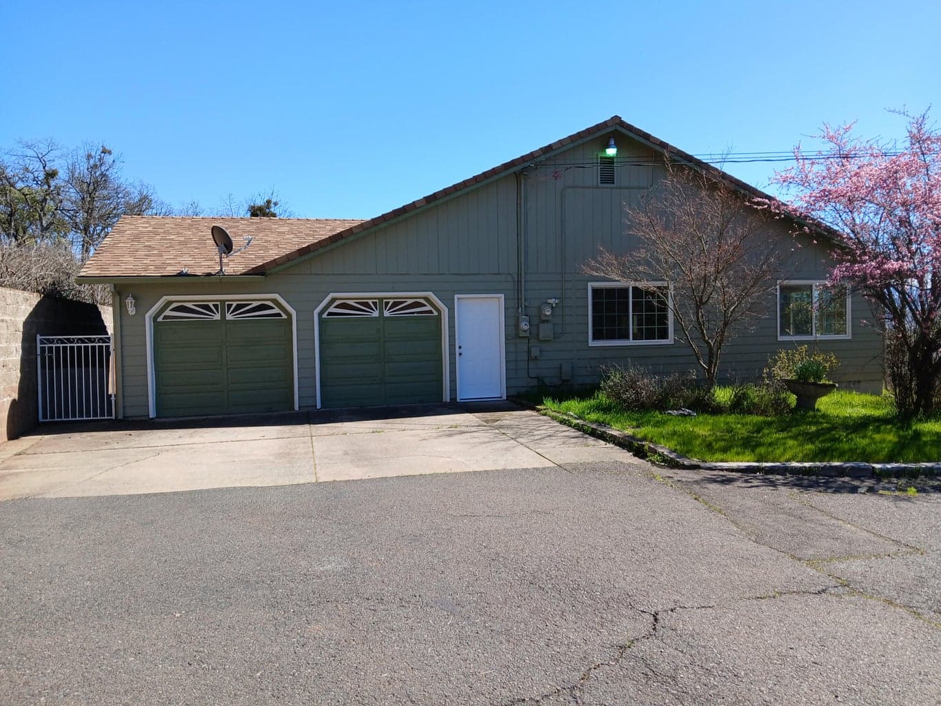 Photo of 1360 Linn 5 of 42