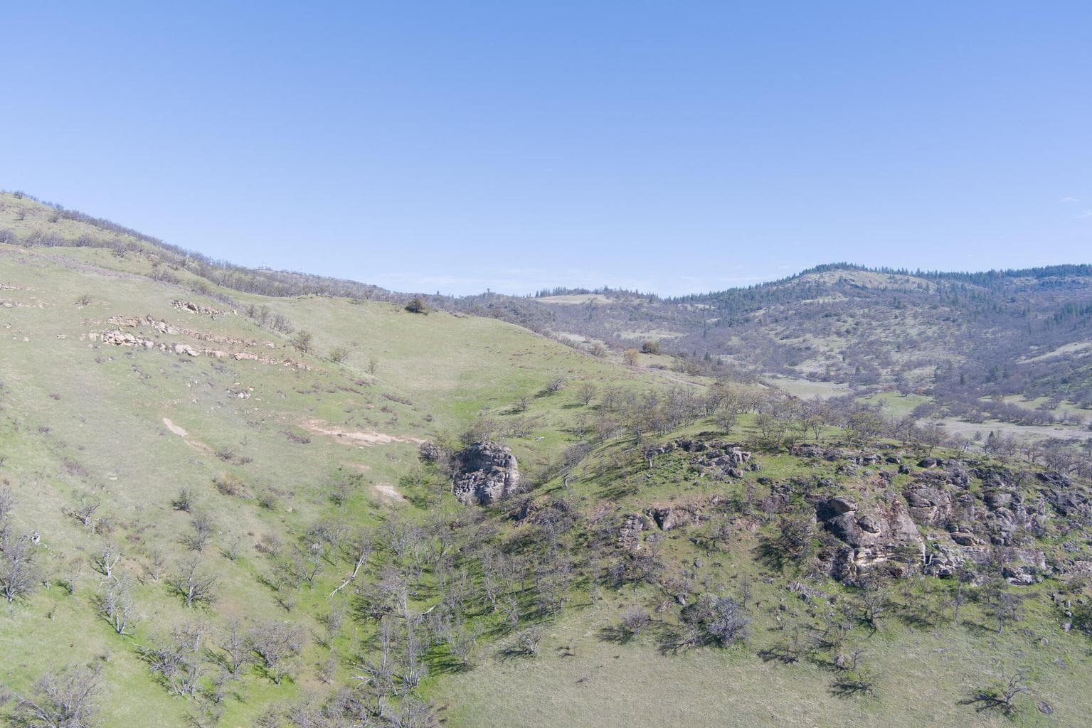 Photo of 570 Canyon Hills 5 of 5