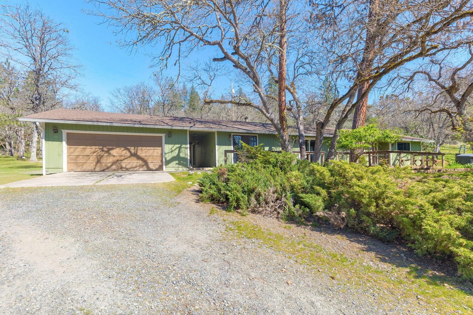 Photo of 15 Twin Oaks 4 of 25