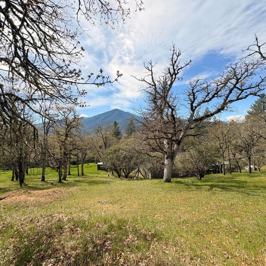 Photo of 15 Twin Oaks 3 of 25