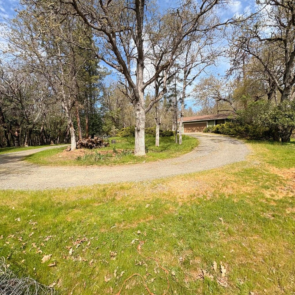Photo of 15 Twin Oaks 2 of 25