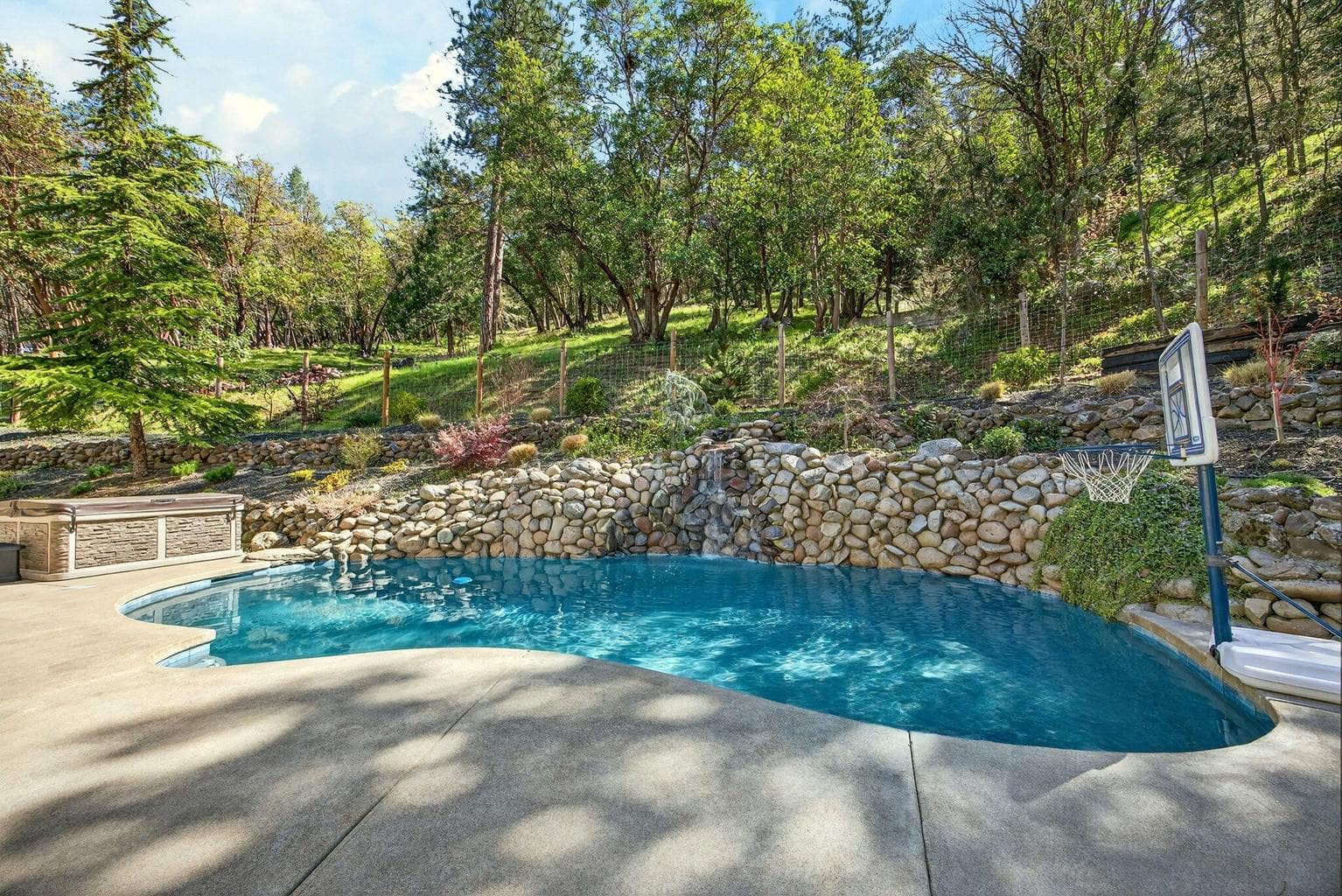 Photo of 120 Ponderosa Way 5 of 74