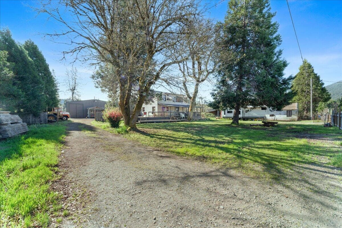 Photo of 125 Hogue 5 of 11