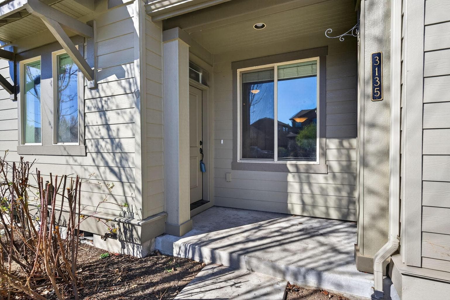 Photo of 3135 28th 2 of 27