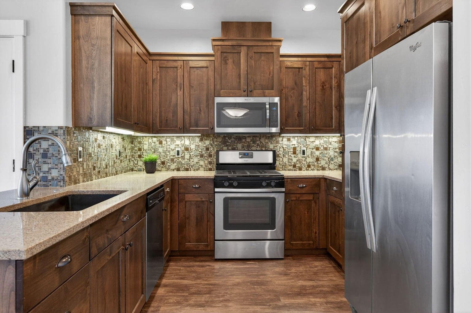 Photo of 3135 28th 4 of 27