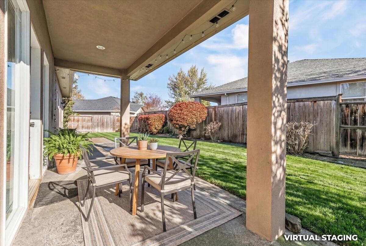 Photo of 235 Prairie Landing 4 of 49