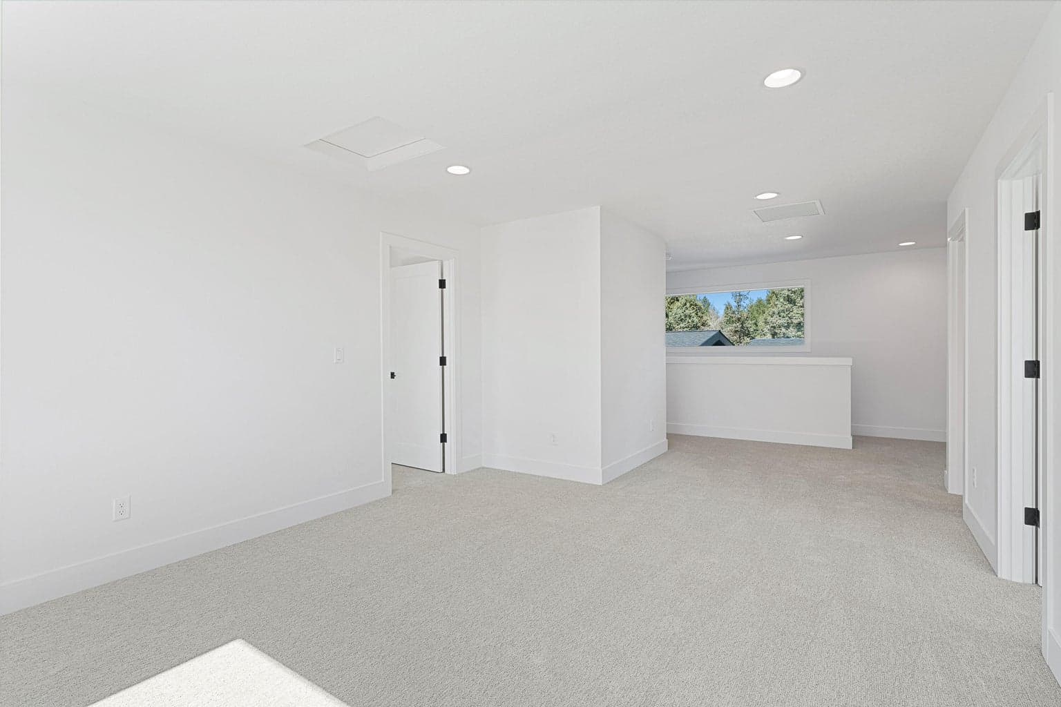 Photo of 61185 SE Wagyu Drive 30 of 43