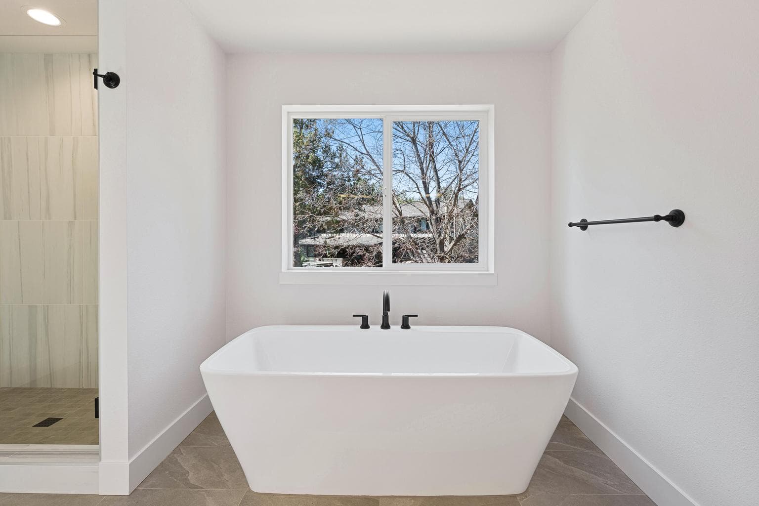Photo of 61185 SE Wagyu Drive 36 of 43