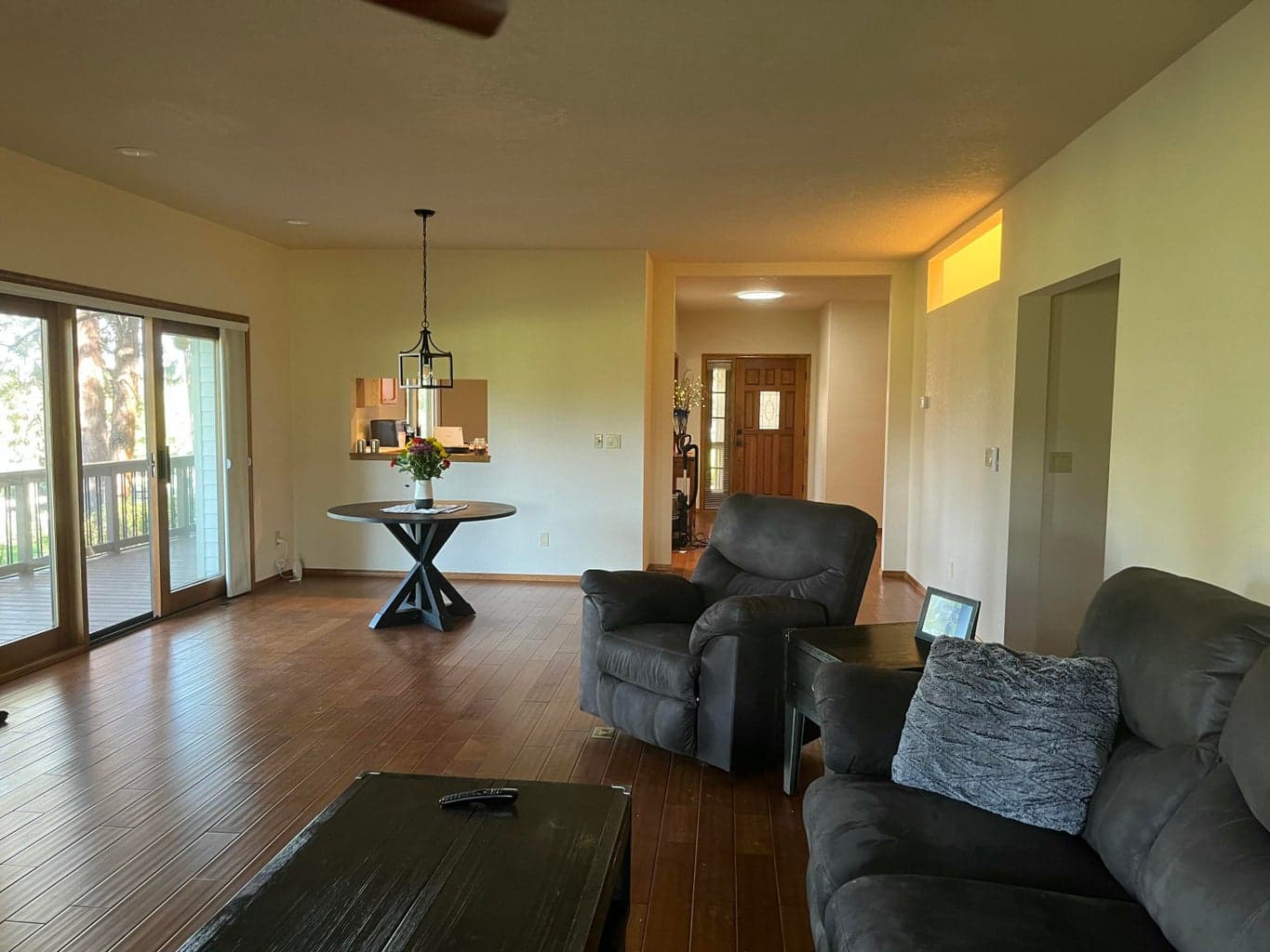Photo of 60785 Willow Creek Loop 13 of 29