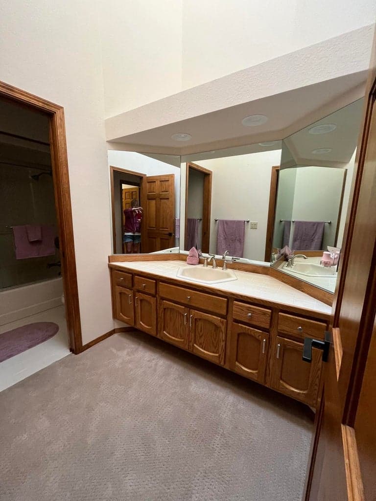 Photo of 60785 Willow Creek Loop 20 of 29