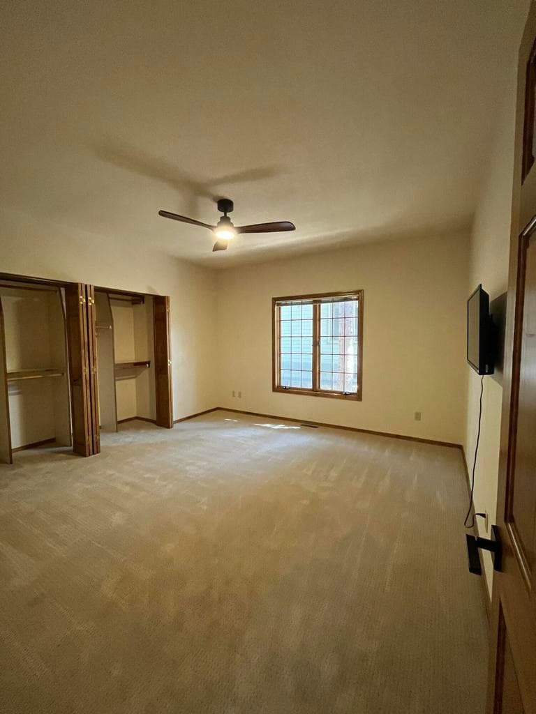Photo of 60785 Willow Creek Loop 23 of 29