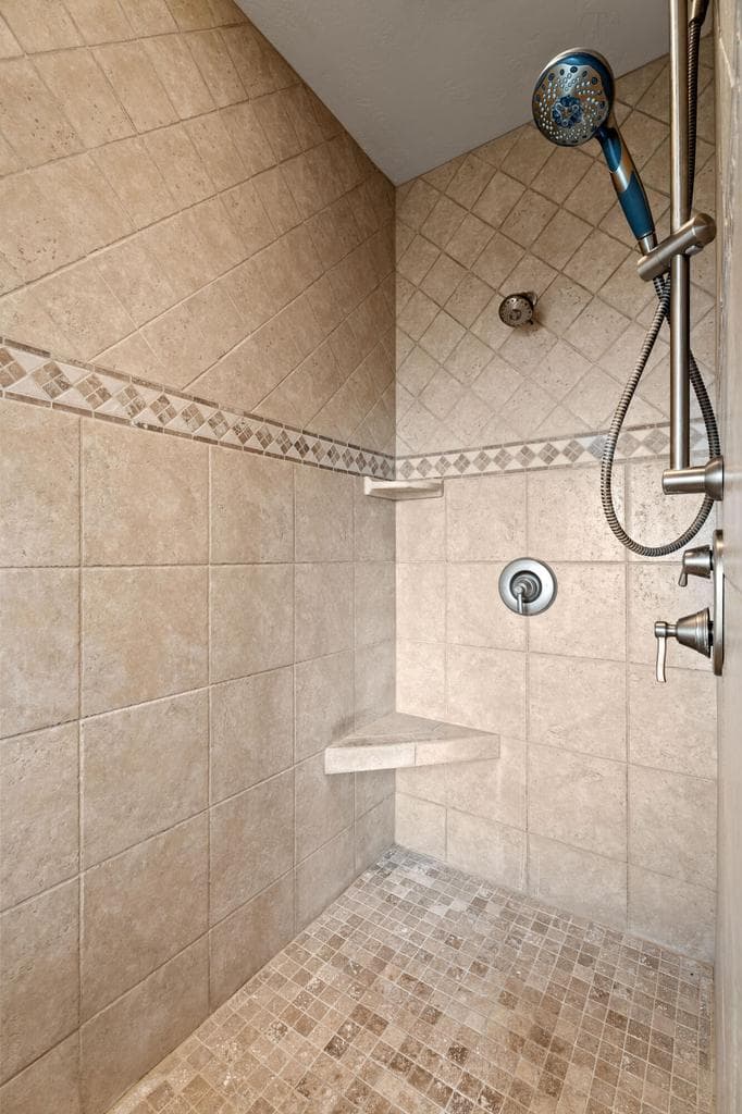 Photo of 10715 Rockside Court 40 of 118