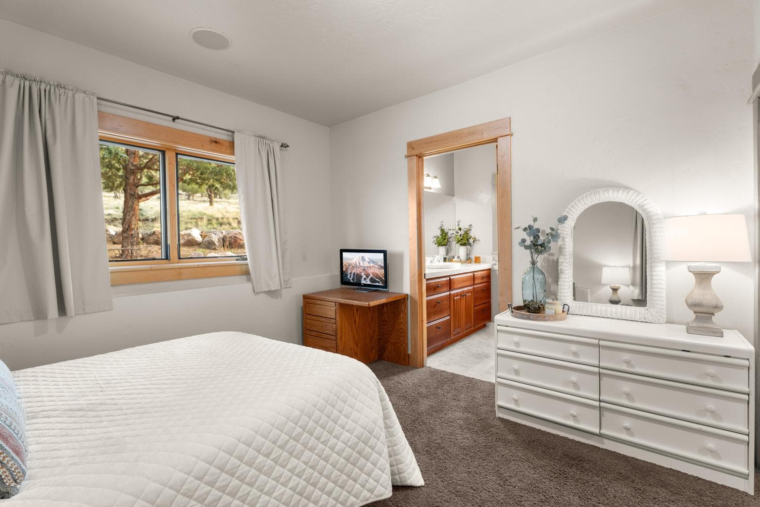 Photo of 10715 Rockside Court 55 of 118