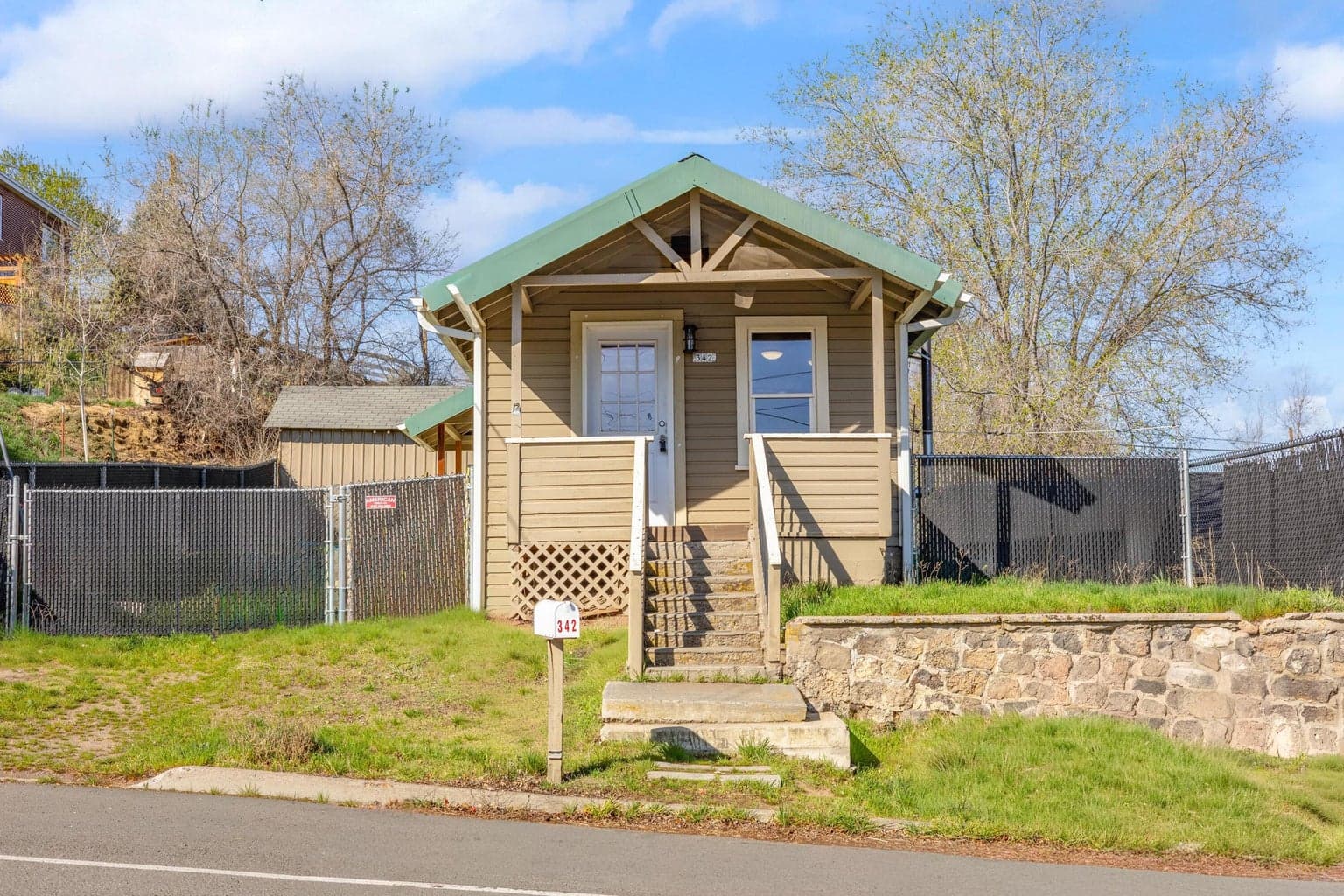 342 7th, Madras, 97741