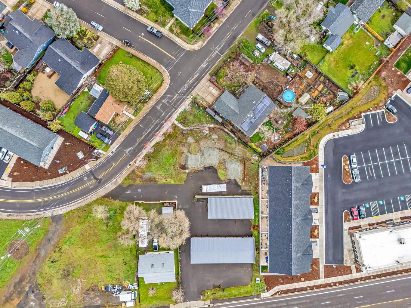 Photo of 70 Suncrest 5 of 15