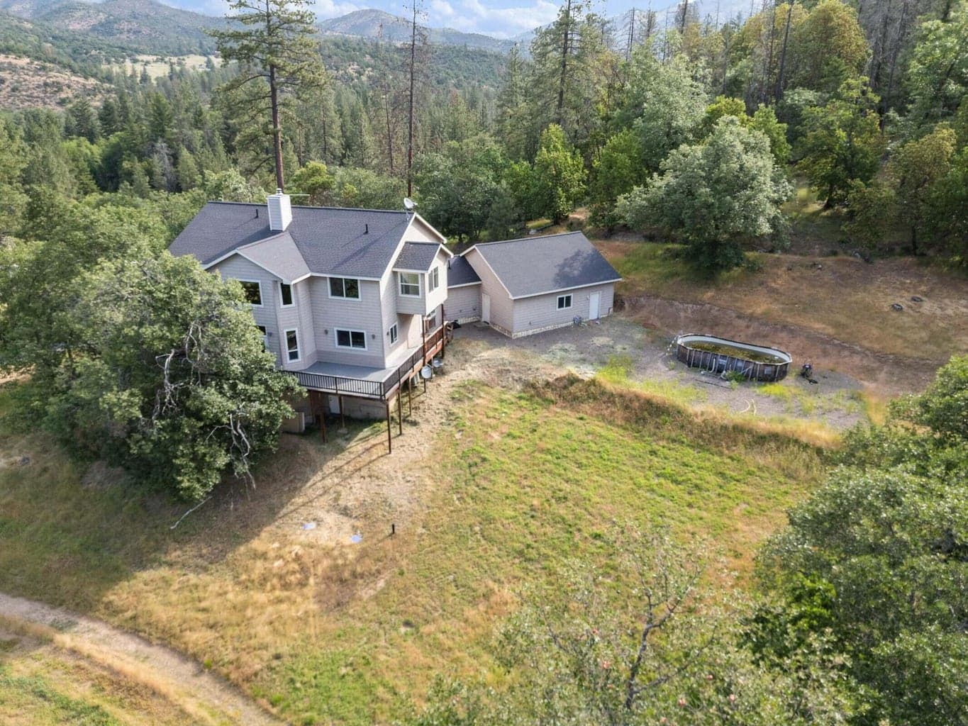 Photo of 3715 Little Applegate 3 of 83