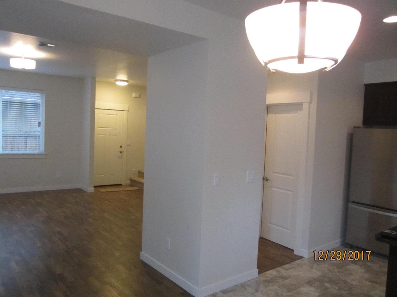 Photo of 215 C 5 of 23