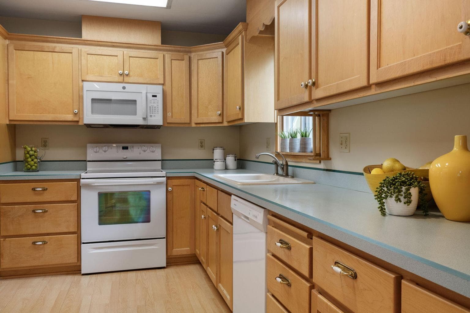 Photo of 61067 Chuckanut Drive 12 of 28