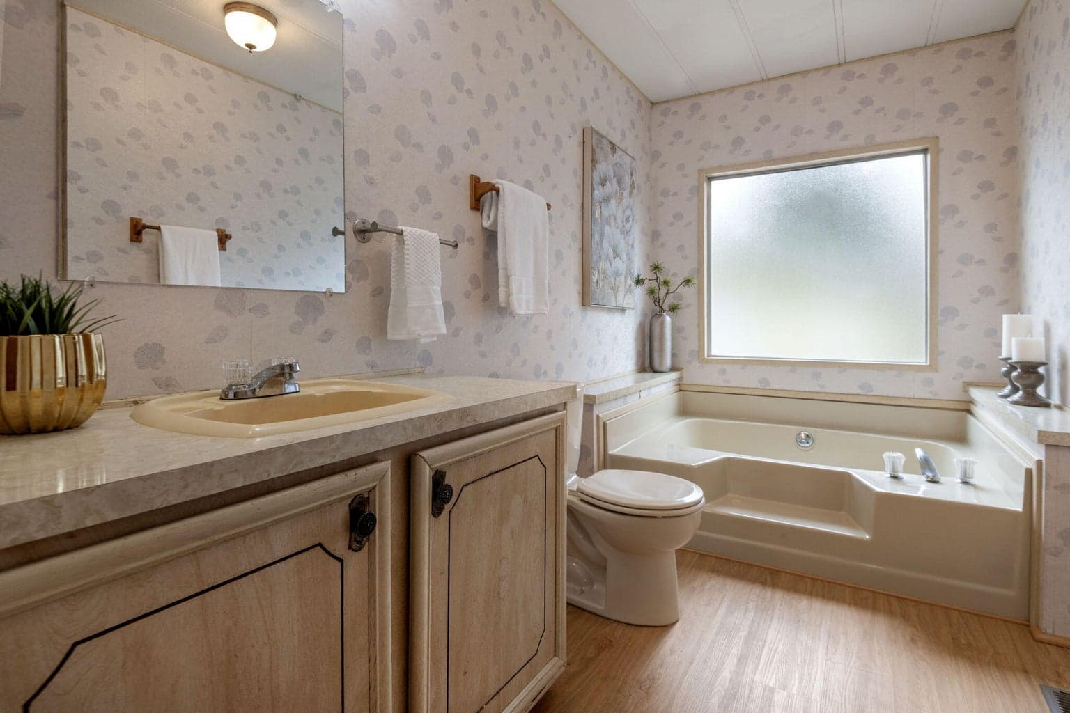 Photo of 61067 Chuckanut Drive 15 of 28