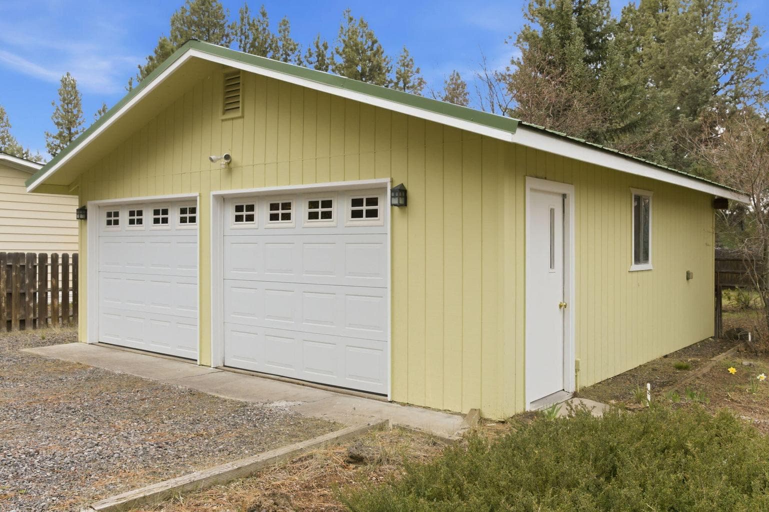 Photo of 61067 Chuckanut Drive 26 of 28