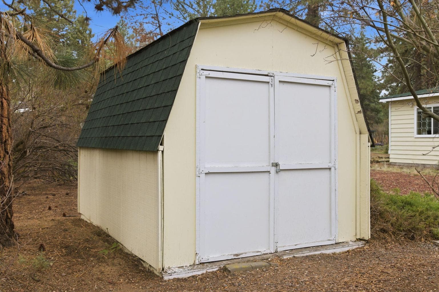 Photo of 61067 Chuckanut Drive 27 of 28